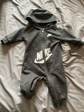 Nike Kids Charcoal Gray Hooded One-Piece Footie